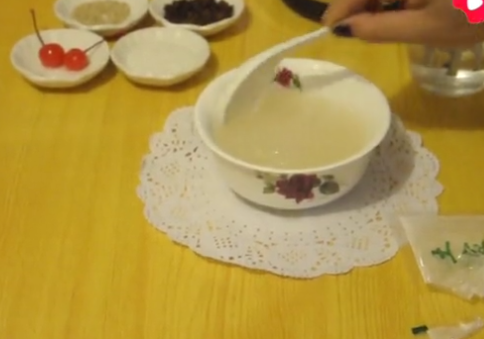 葛根粉怎么冲泡成糊状？