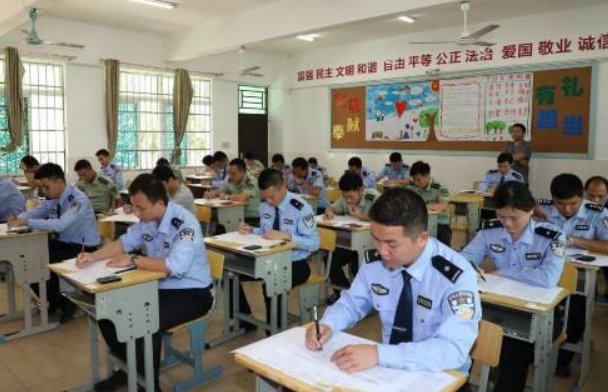 2020年国家公务员公安专业科目考什么？