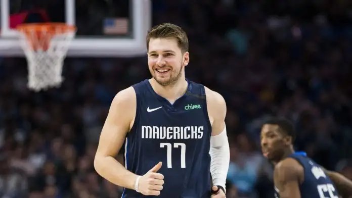 美国男篮梦之队，为何在2004年奥运会只拿了第三名？