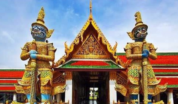 求泰国旅游必备物品清单