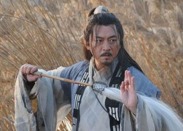 《水浒传》金剑先生李助击败卢俊义，到底是用的法术还是剑术？