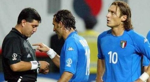 韩日世界杯的黑幕是什么？为什么说这届世界杯是世界杯的耻辱？