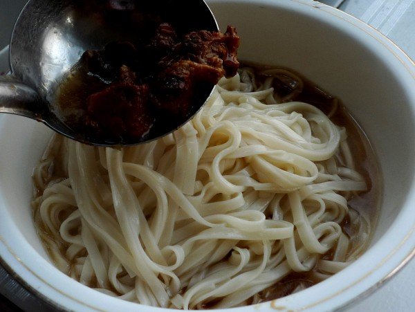 正宗加州牛肉面的做法。。。