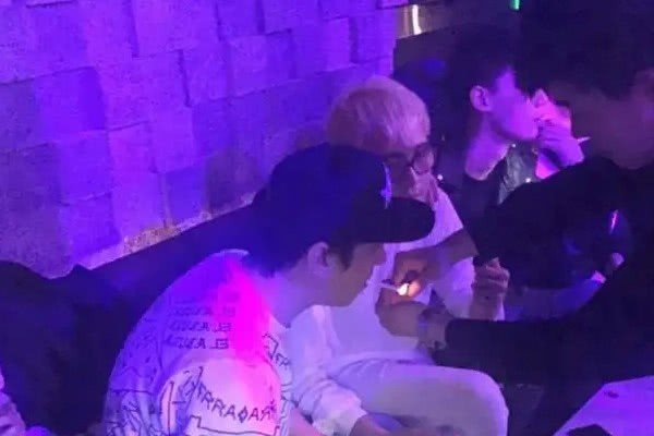 刘信达不停的在微博上侮辱各路明星为什么还有人支持他？