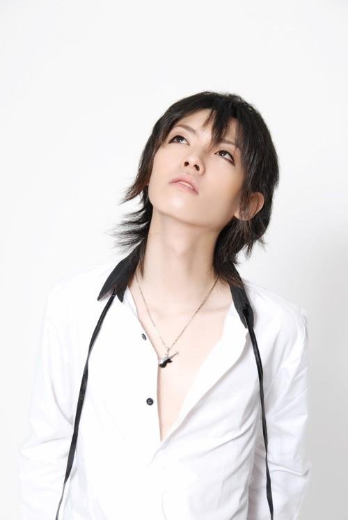 真夏侑李的个人资料