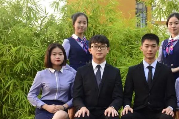 高级商务文秘证有用吗