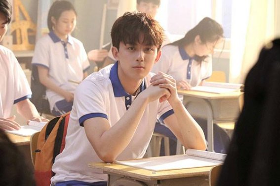 吴磊高考考了多少分