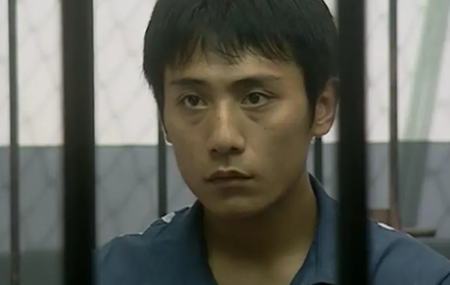 龙小羽最后为什么杀死祝四萍？