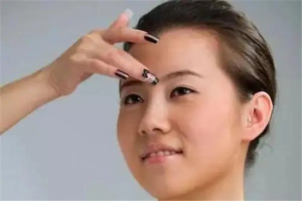 眉下添眉打一正确生肖