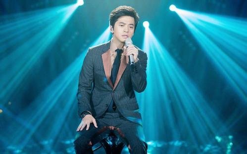 我是歌手这个节目采用的是什么赛制？