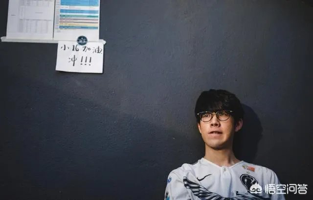 IG被FPX零封,Theshy的风评瞬间变了“第一上单是虚空的”,微博道歉太心酸。如何评价?