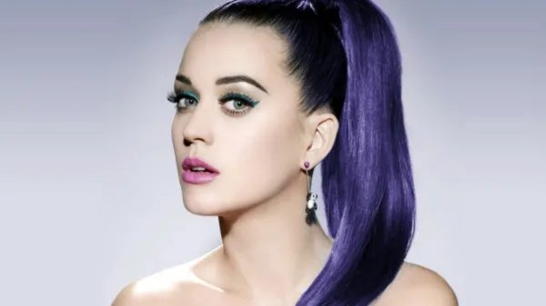 35岁水果姐宣布怀孕，曾因拒绝要孩子离婚的她，为何下定决心生育呢？