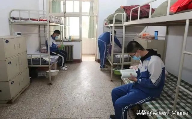 贵州209名高三学生出现发热、腹痛、腹泻等症状，你怎么看？