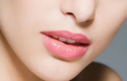 唇部整形术会有哪些后遗症
