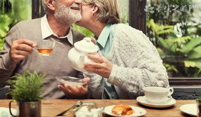 【怎样彻底征服男人心】盘点不同时期征服男人的技巧