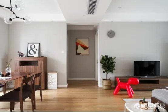 电视墙上插座该如何布置？