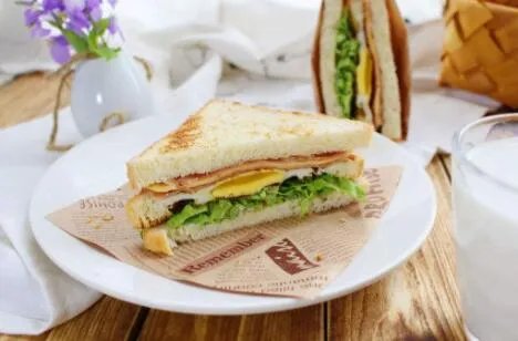 年薪千万偷三明治是真的吗 背后的原因竟是因为这个!