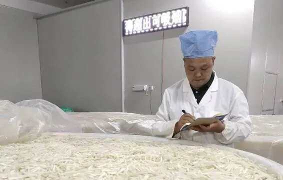 螺蛳粉闻臭师年薪50万是什么情况 螺蛳粉闻臭师具体是做什么的