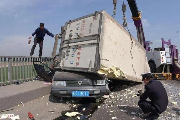 吉林车祸死者多为零工,针对此事故会如何赔偿受害者家属?