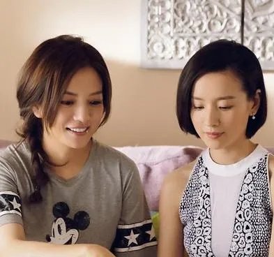 赵薇发型图片：尽显女人味的温婉大气赵薇发型