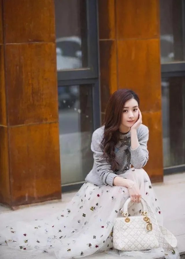 赵丽颖代言迪奥为何被骂？我觉得还不错啊？