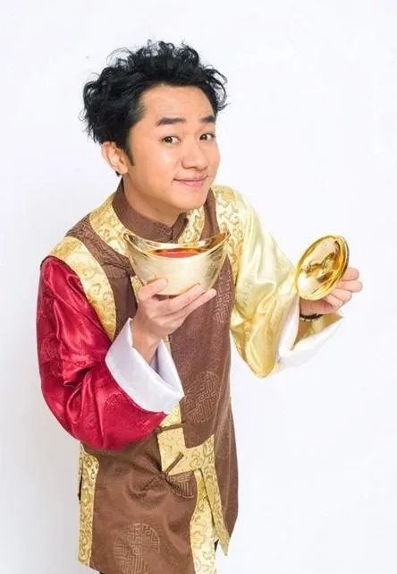 王祖蓝王祖贤什么关系？