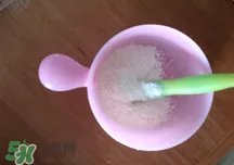 亨氏米粉怎么冲调？亨氏米粉冲调方法