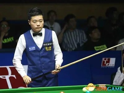 上海赛丁俊晖险胜瑞恩戴 不敌黑马维尔松止步八强