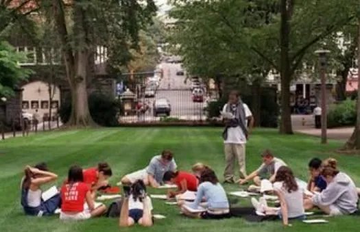 美国多所大学出现严重疫情，具体疫情情况如何？