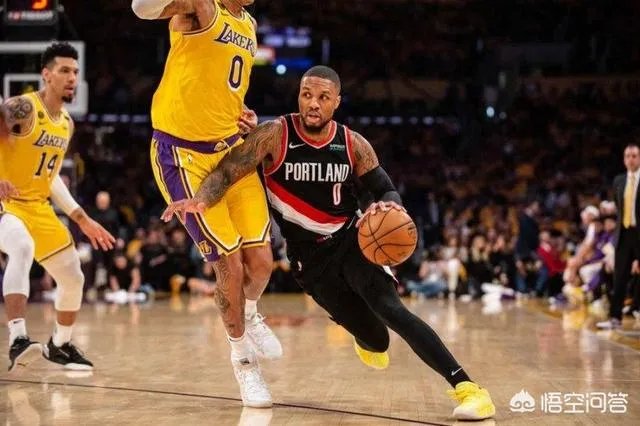 48分10助攻9篮板,利拉德攻陷斯台普斯致敬科比,为什么说他在最近创造了很多记录呢?