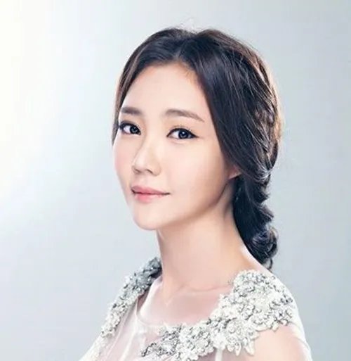 可爱新娘发型设计 6款发型打造甜美新娘