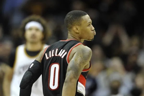 安东尼赢得了26分，利拉德为什么甘心做绿叶？