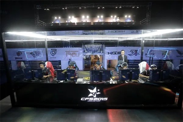 CFS2015世界总决赛开战 首日比赛精彩图集