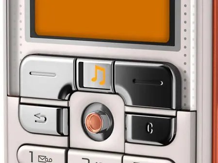 索尼爱立信W800i