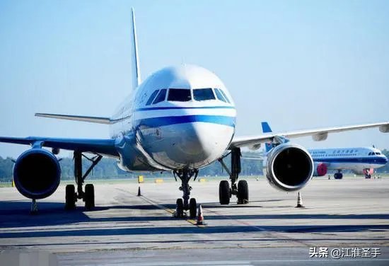 看到特朗普禁止中国航班飞美国新闻大家怎么看？