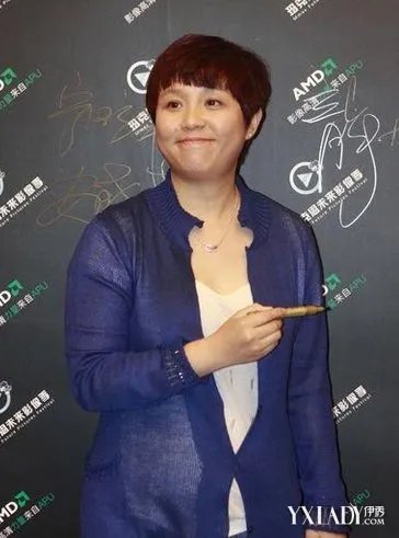 龙丹妮李维嘉结婚照疑似曝光　揭嘉嫂资料