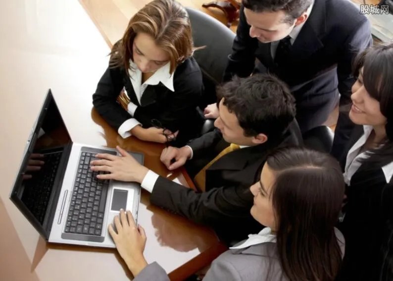 多地推公务员聘任制 与委任制公务员有什么区别?