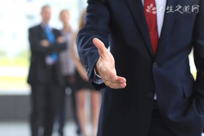 紧锁店铺散尸臭味 人体尸臭味像什么味道 ?