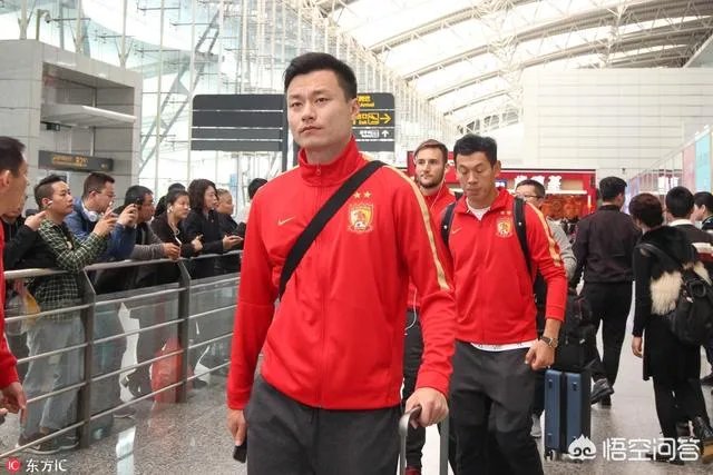 超级杯恒大夺冠,你认为恒大今年联赛还有戏吗?