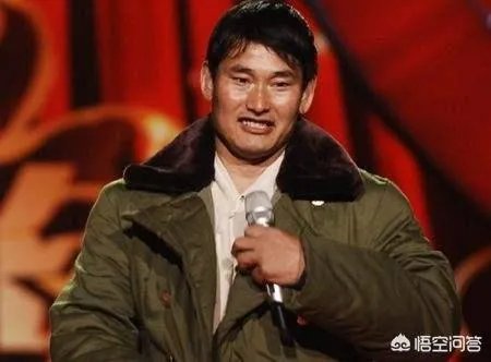 同是《星光大道》的草根明星,大衣哥活跃依旧,阿宝为何没什么消息了?