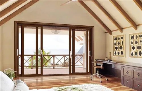 亮阁门窗加盟费用介绍 加盟亮阁门窗要多少钱