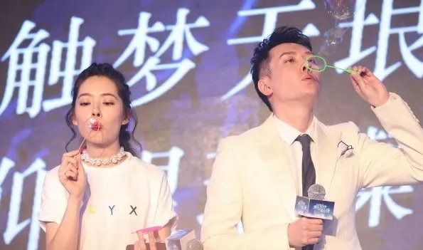 冯绍峰郭碧婷恋情是真的吗?