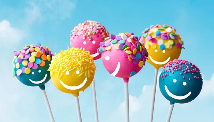 棒棒糖的棒子上为什么会有一个小孔 棒棒糖上面的小孔