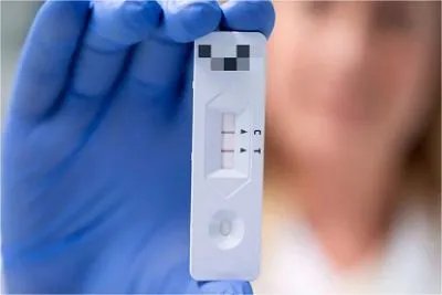 新冠阳性传染的几率大不大