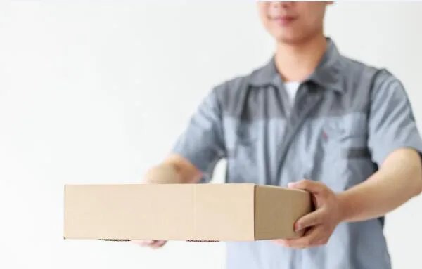 女子投诉快递被打是怎么回事 女子投诉快递被打是为什么