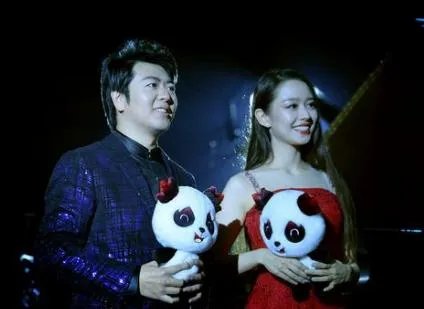 郎朗老婆吉娜的资料及家世