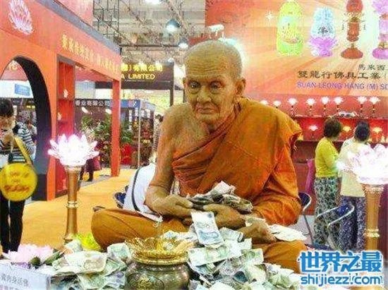 泰国肉身活佛历史悠久,更有大师还能长出毛发和指甲