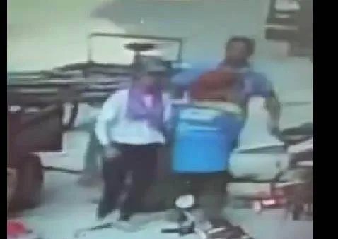 妈妈将孩子高考准考证当废品卖了?这是怎么回事?