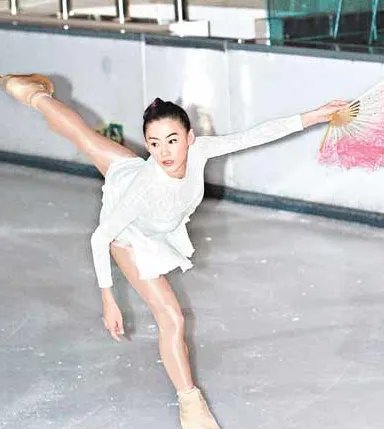 张柏芝加盟春晚苦练滑冰 演绎轻盈纤巧的冰雪女王