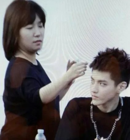 赵雅琳非礼exo图片曝光 真是近水楼台先得月